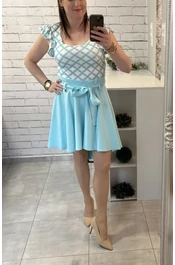 Patrícia hátul hosszított szoknya